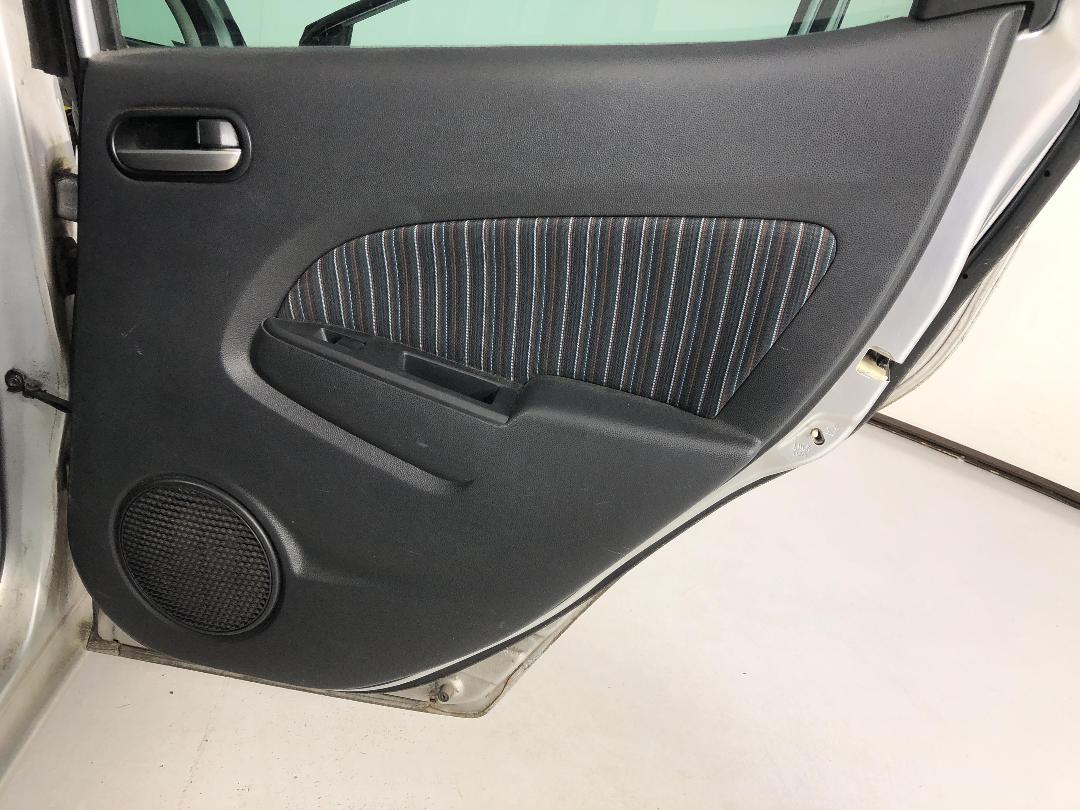 Photo '19' of Mazda Demio Photo '19' of Mazda Demio