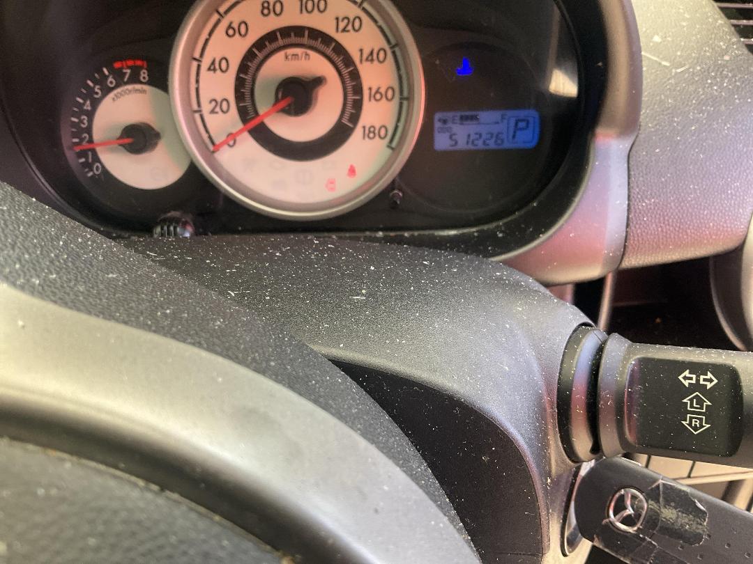 Photo '8' of Mazda Demio