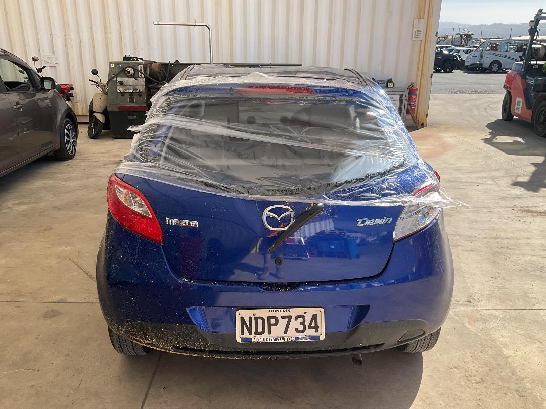 Photo '4' of Mazda Demio