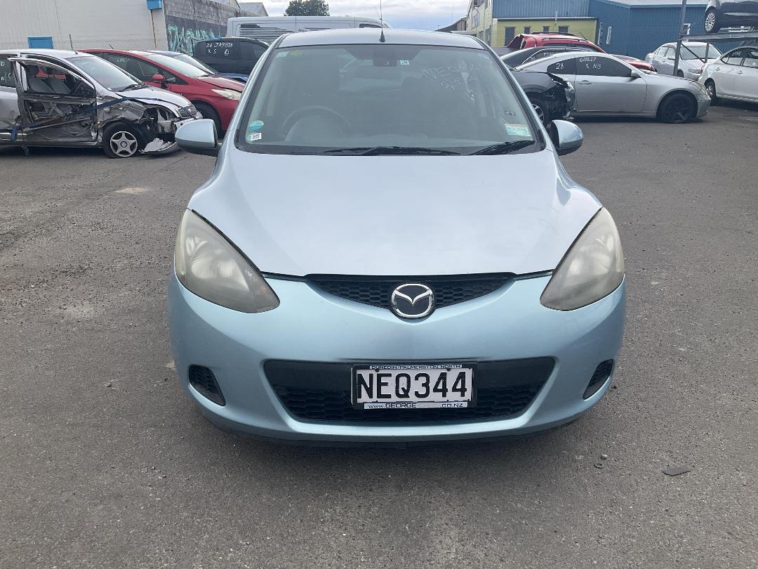 Photo '2' of Mazda Demio