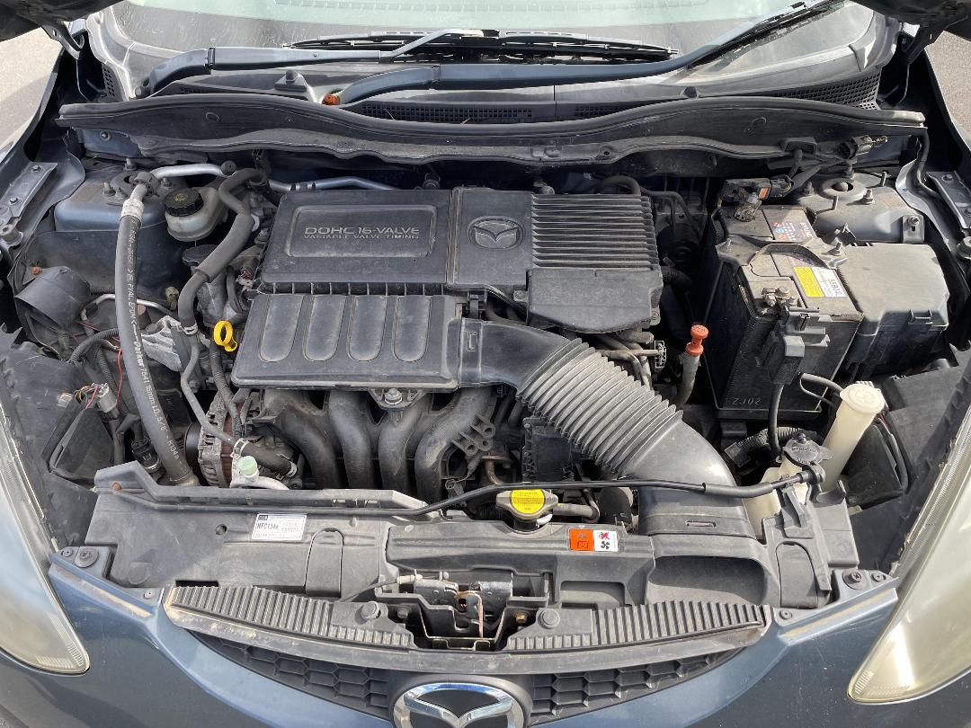 Photo '4' of Mazda Demio