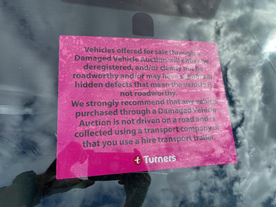 Photo '15' of Mazda Demio