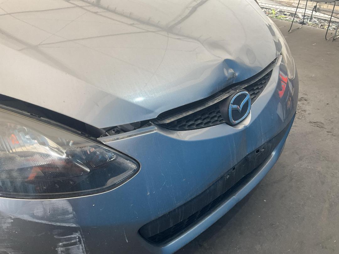 Photo '5' of Mazda Demio Photo '5' of Mazda Demio