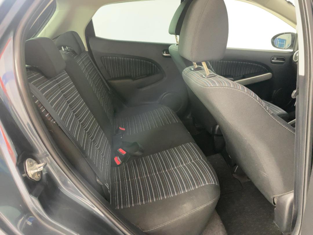 Photo '20' of Mazda Demio