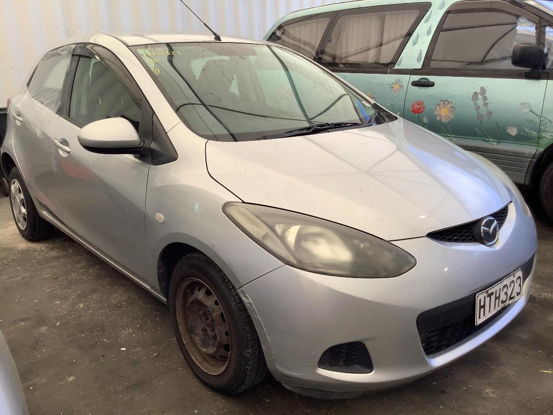 Photo '3' of Mazda Demio