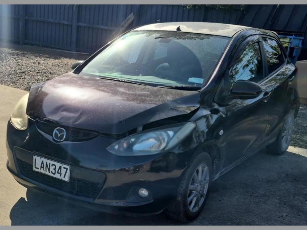 Photo '3' of Mazda Demio