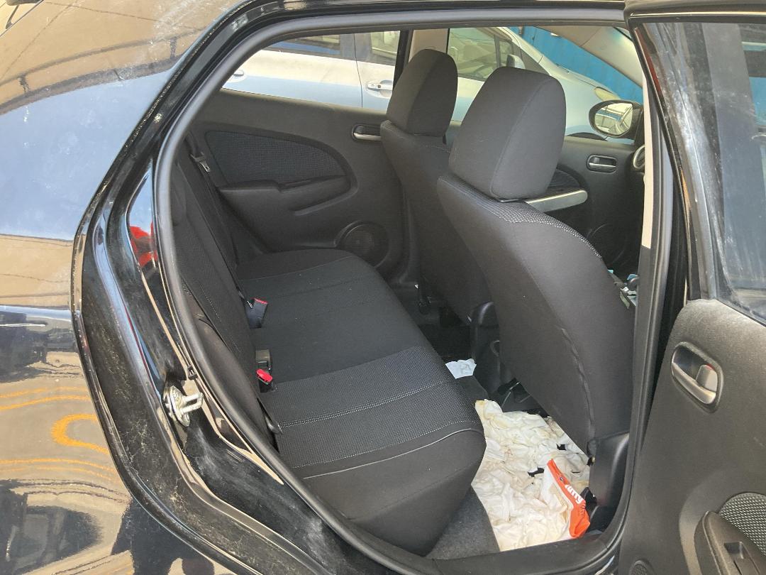 Photo '21' of Mazda Mazda2 Sport