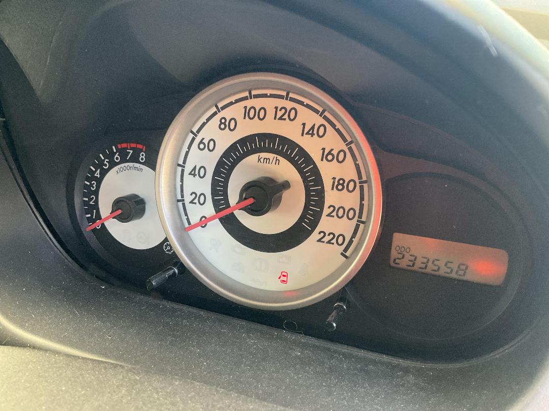 Photo '27' of Mazda Mazda2 Sport