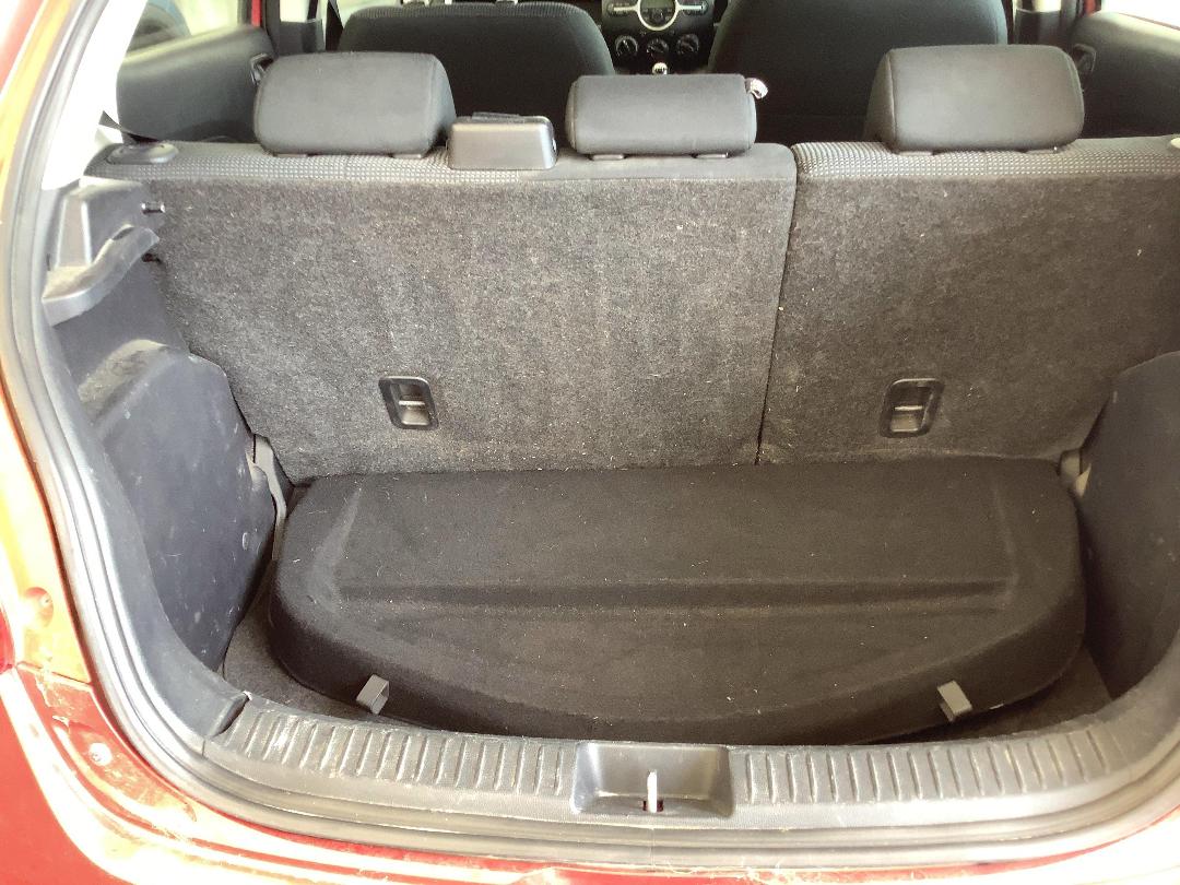 Photo '7' of Mazda Mazda2 Sport