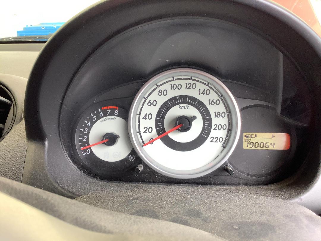 Photo '13' of Mazda Mazda2 Sport