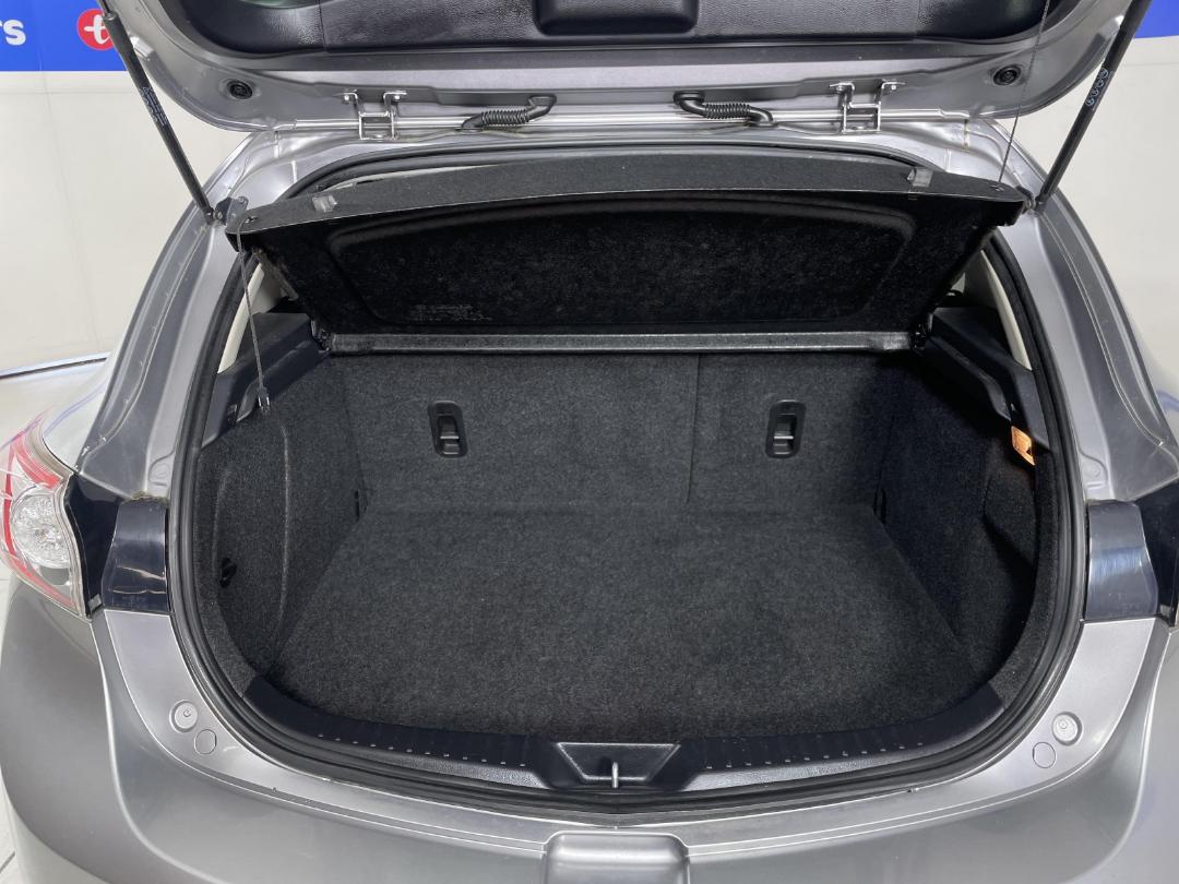 Photo '14' of Mazda Mazda3 Photo '14' of Mazda Mazda3