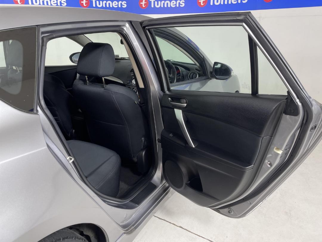 Photo '19' of Mazda Mazda3 Photo '19' of Mazda Mazda3