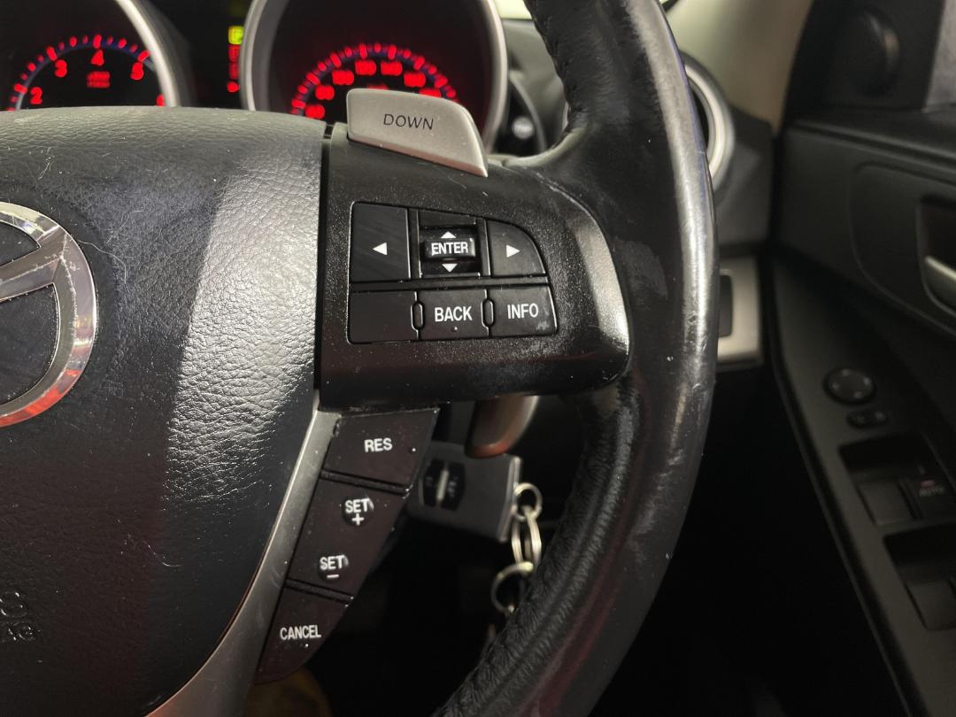 Photo '24' of Mazda Mazda3 Photo '24' of Mazda Mazda3