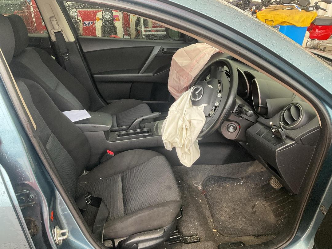 Photo '11' of Mazda Mazda3 GLX