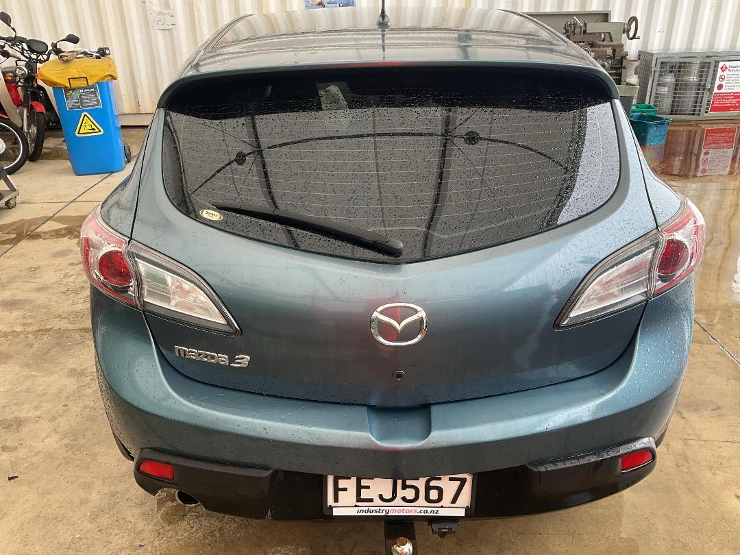 Photo '4' of Mazda Mazda3 GLX