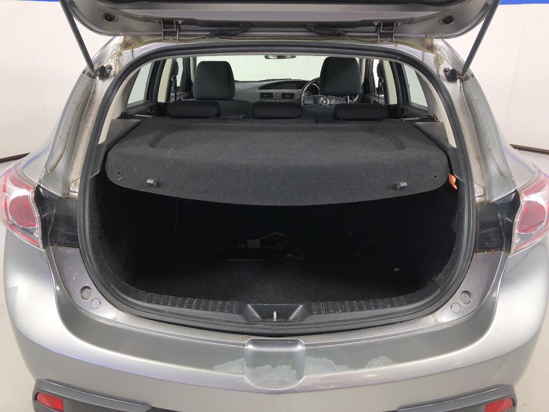 Photo '14' of Mazda Mazda3