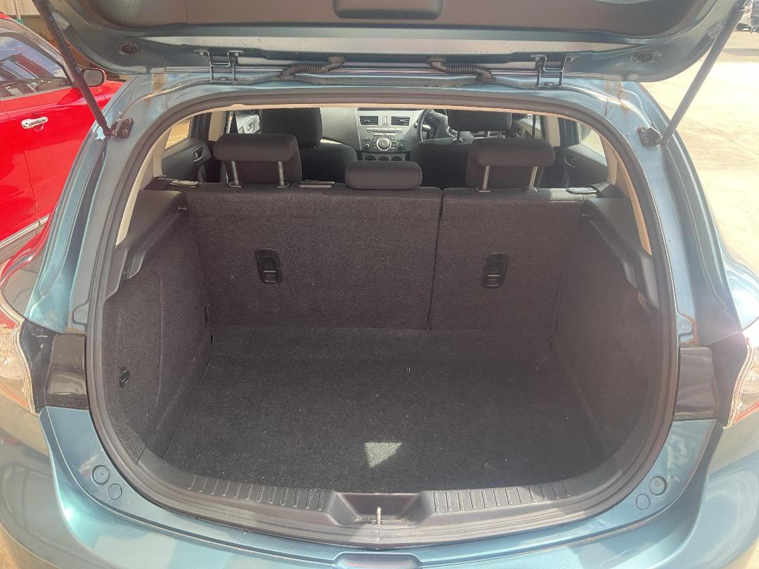 Photo '12' of Mazda Mazda3 Sporthatch GSX