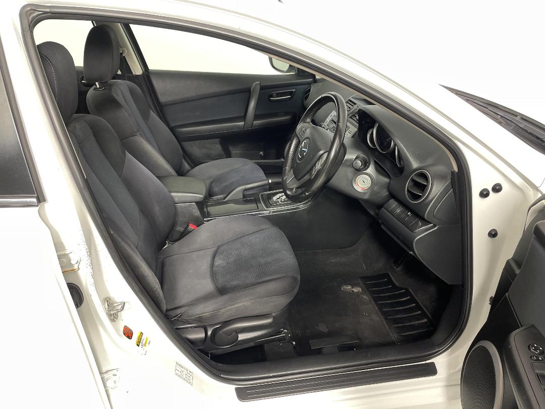 Photo '16' of Mazda Mazda6