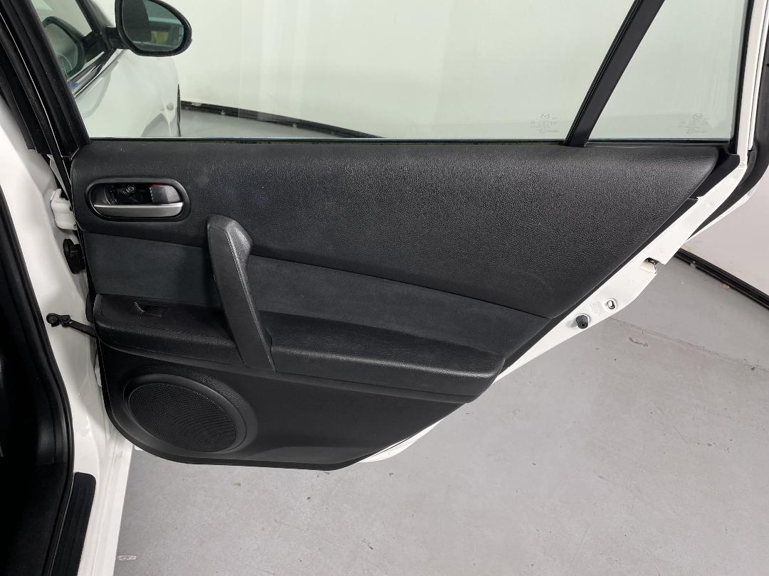 Photo '19' of Mazda Mazda6