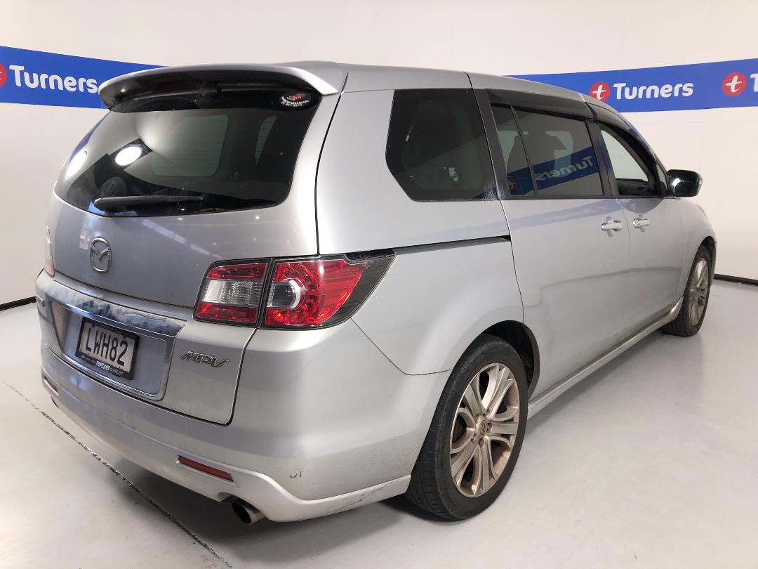 Photo '7' of Mazda MPV