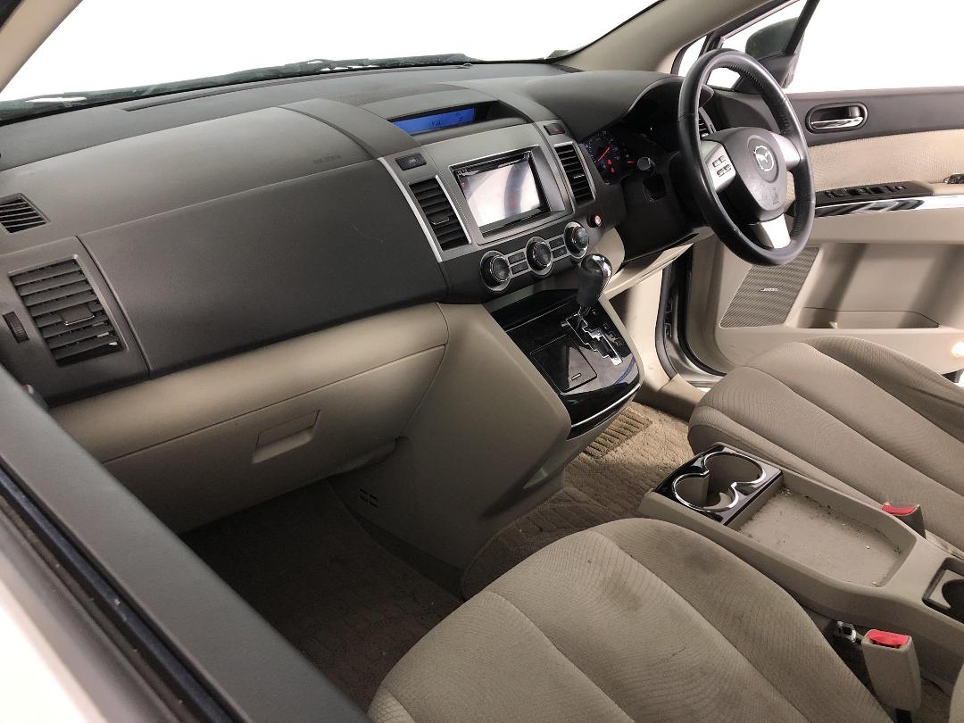 Photo '19' of Mazda MPV