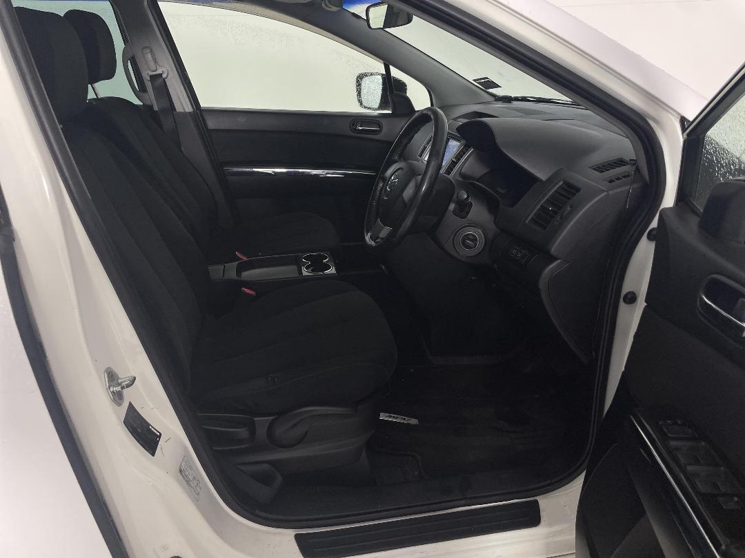 Photo '11' of Mazda MPV