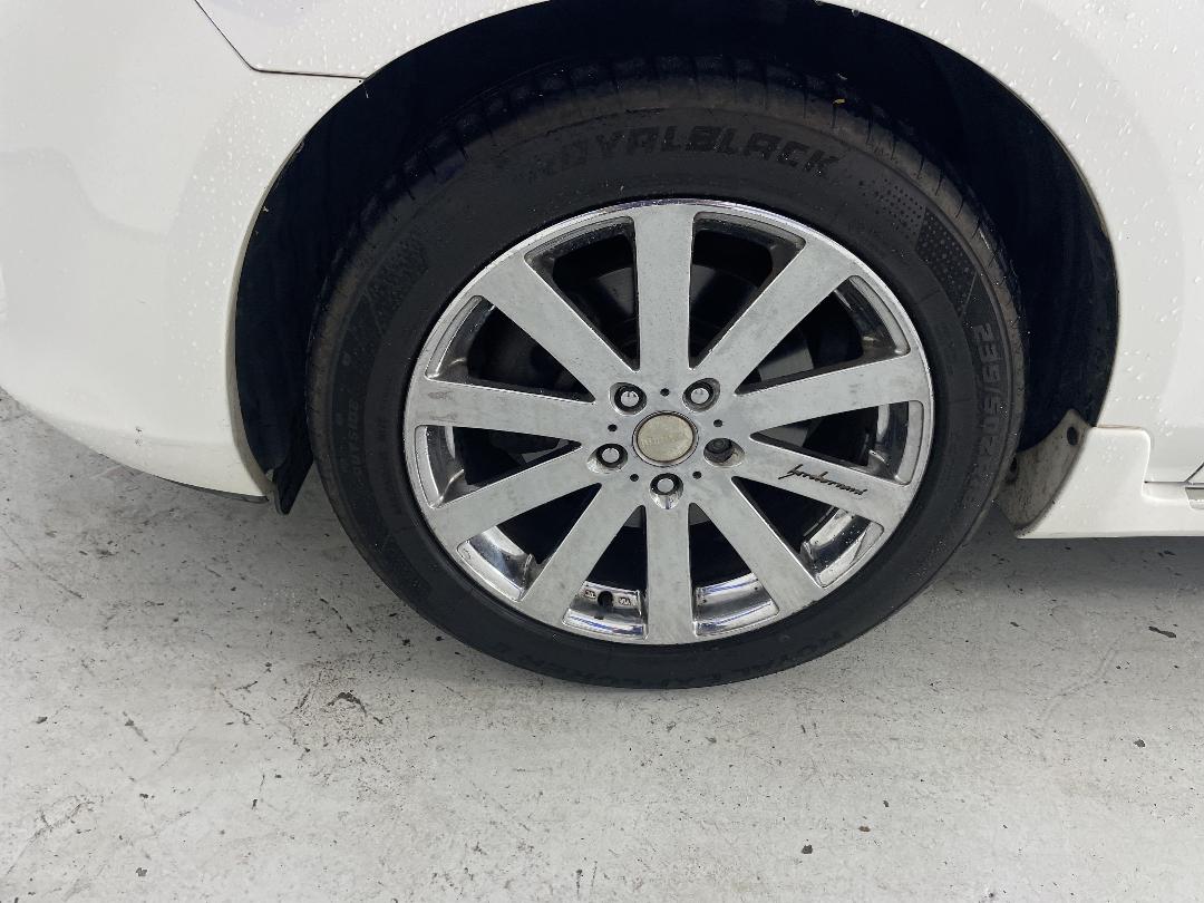 Photo '10' of Mazda MPV