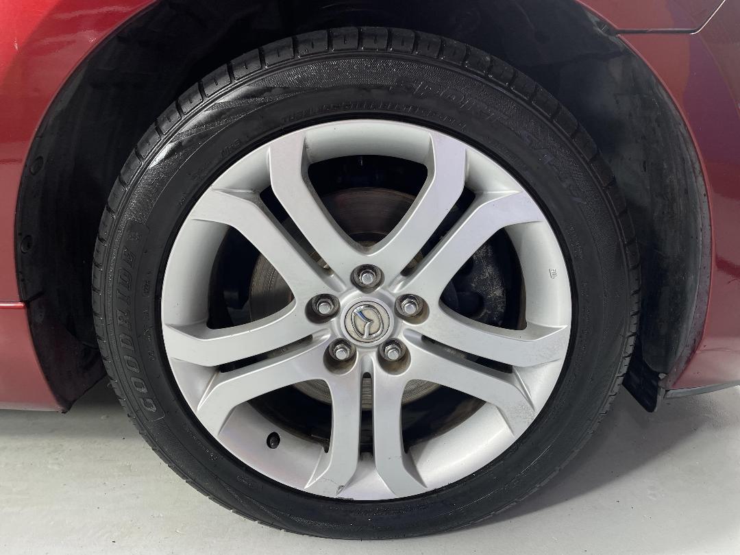 Photo '9' of Mazda MPV