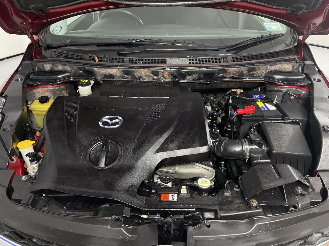 Photo '13' of Mazda MPV