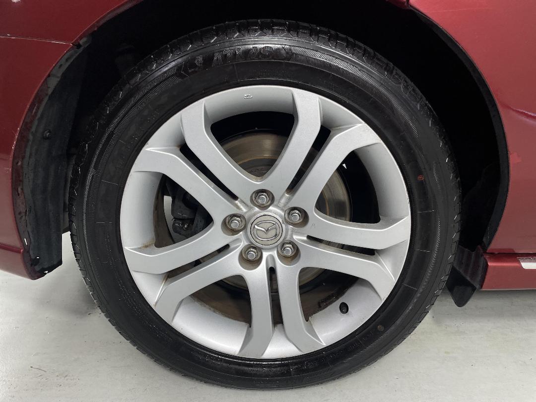 Photo '12' of Mazda MPV