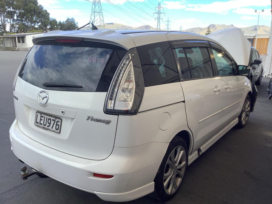 Photo '13' of Mazda Premacy Photo '13' of Mazda Premacy