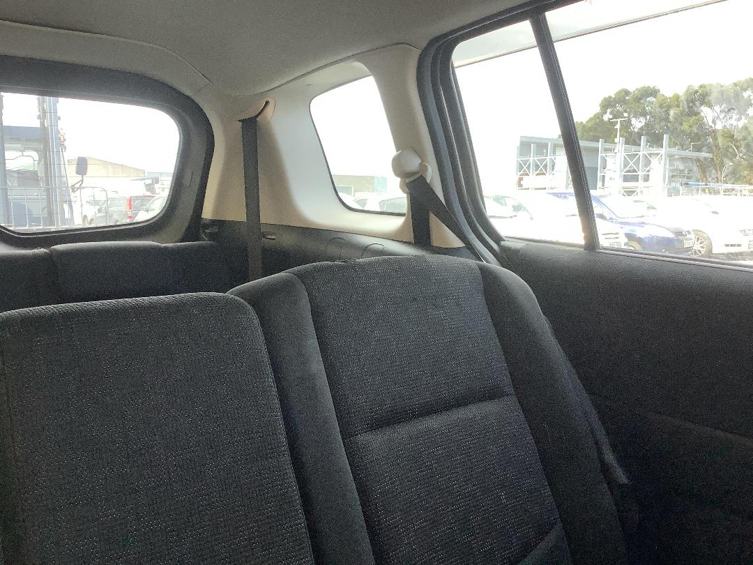 Photo '18' of Mazda Premacy Photo '18' of Mazda Premacy