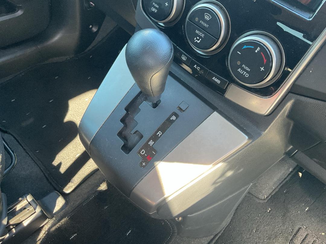 Photo '13' of Mazda Premacy Photo '13' of Mazda Premacy