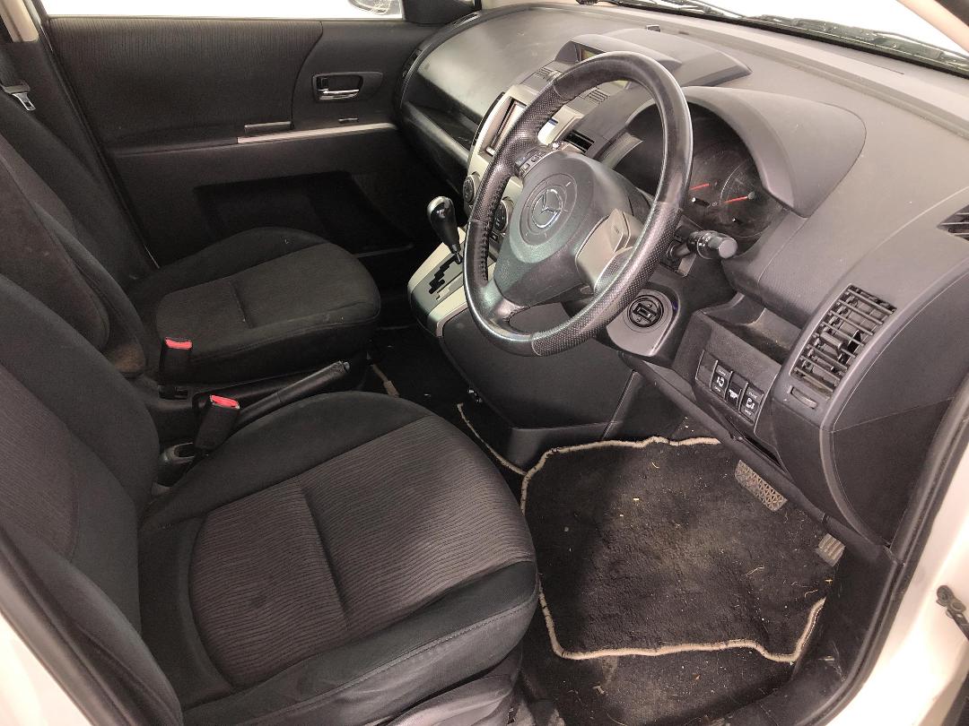 Photo '16' of Mazda Premacy