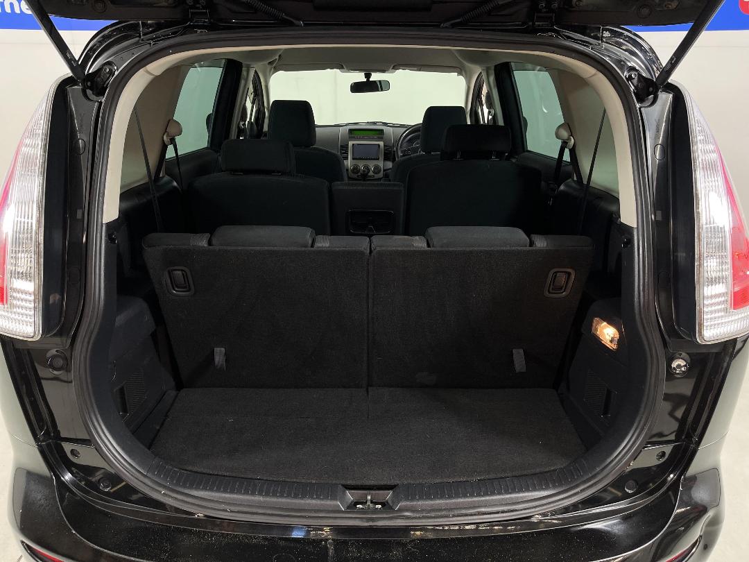 Photo '14' of Mazda Premacy Photo '14' of Mazda Premacy