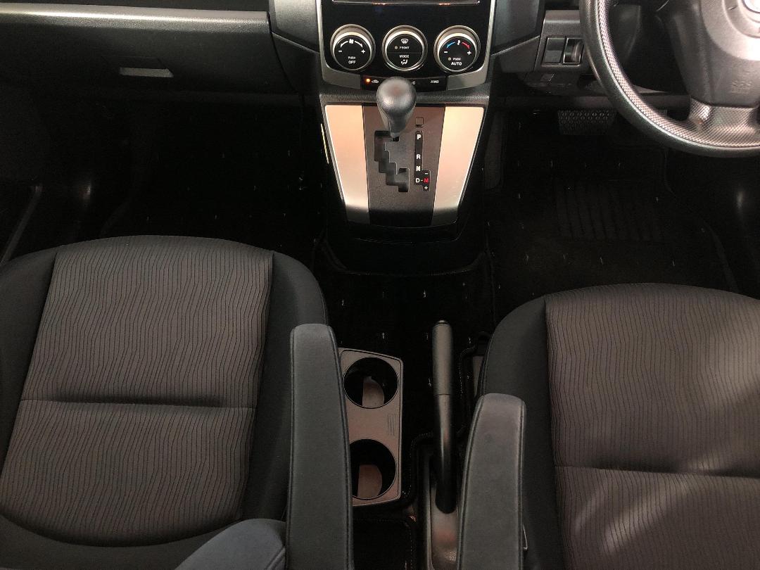 Photo '18' of Mazda Premacy