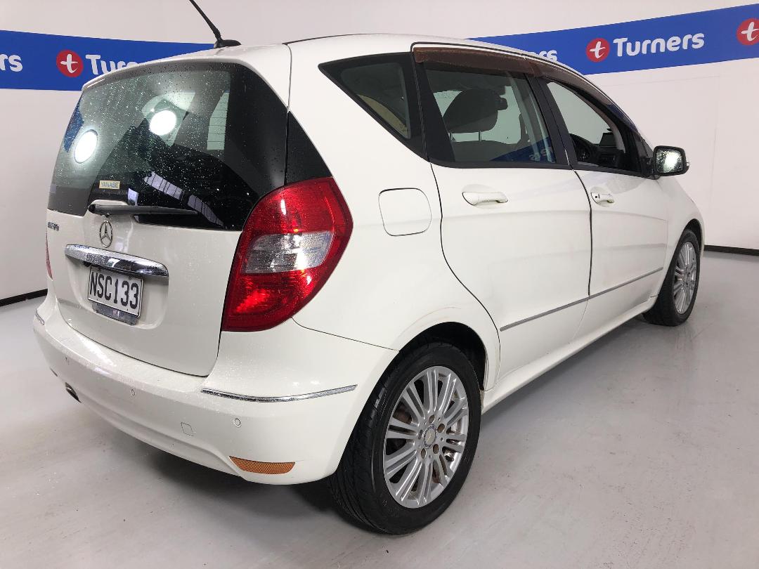 Photo '7' of Mercedes-Benz A180 Photo '7' of Mercedes-Benz A180