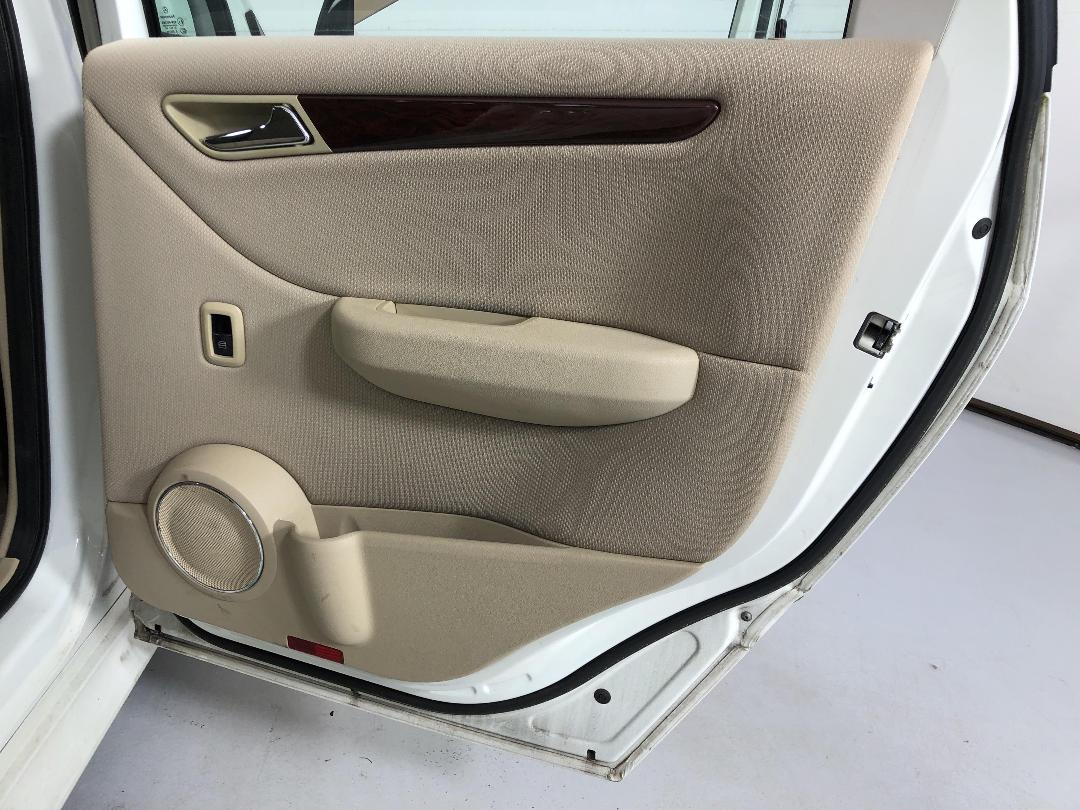 Photo '17' of Mercedes-Benz B170 Photo '17' of Mercedes-Benz B170