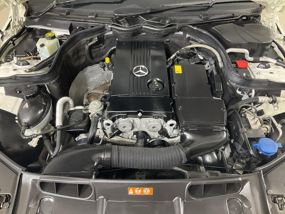 Photo '13' of Mercedes-Benz C-Class