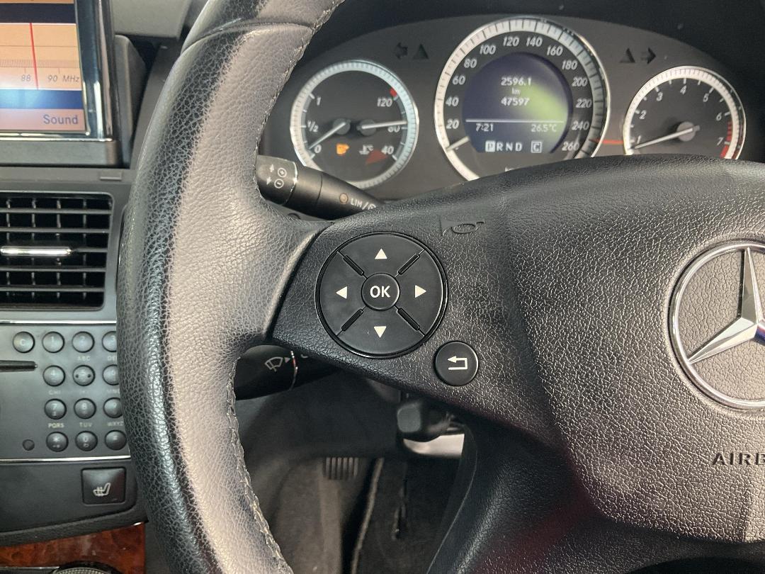 Photo '26' of Mercedes-Benz C-Class