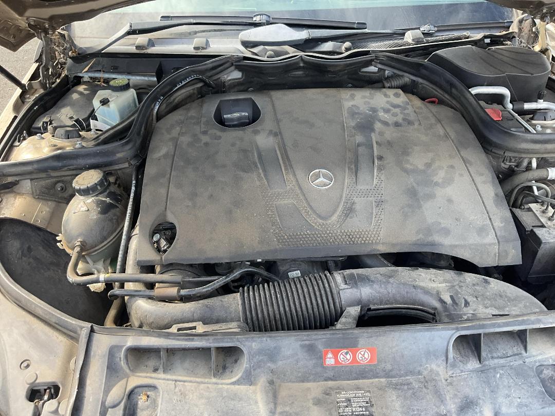 Photo '8' of Mercedes-Benz C-Class C220 CDI Classic Photo '8' of Mercedes-Benz C-Class C220 CDI Classic