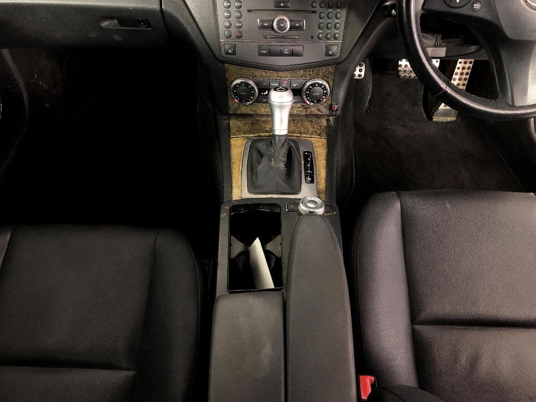 Photo '18' of Mercedes-Benz C200 Photo '18' of Mercedes-Benz C200