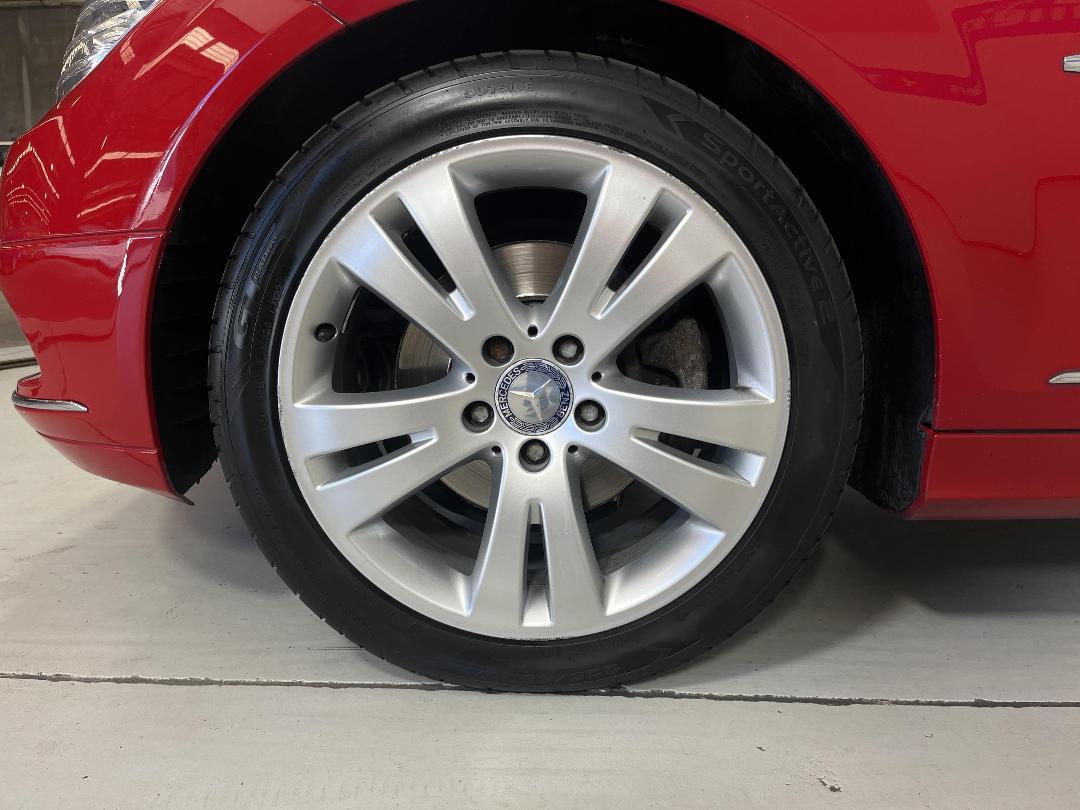 Photo '10' of Mercedes-Benz C250