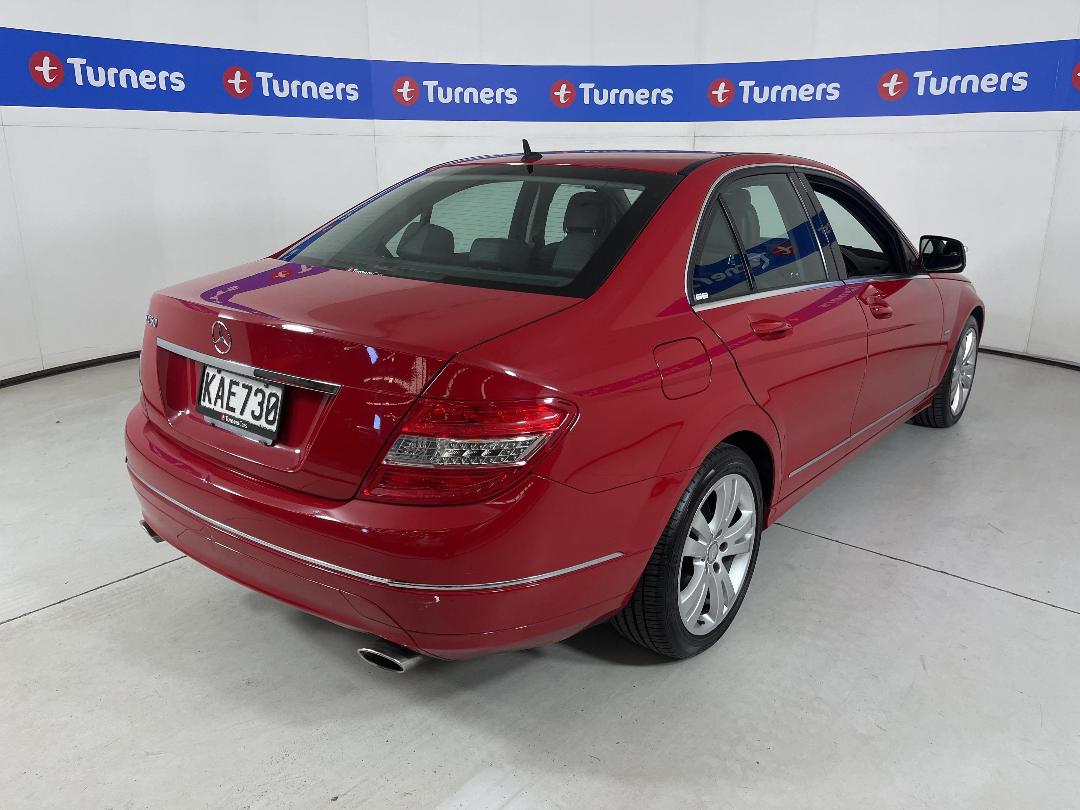 Photo '7' of Mercedes-Benz C250