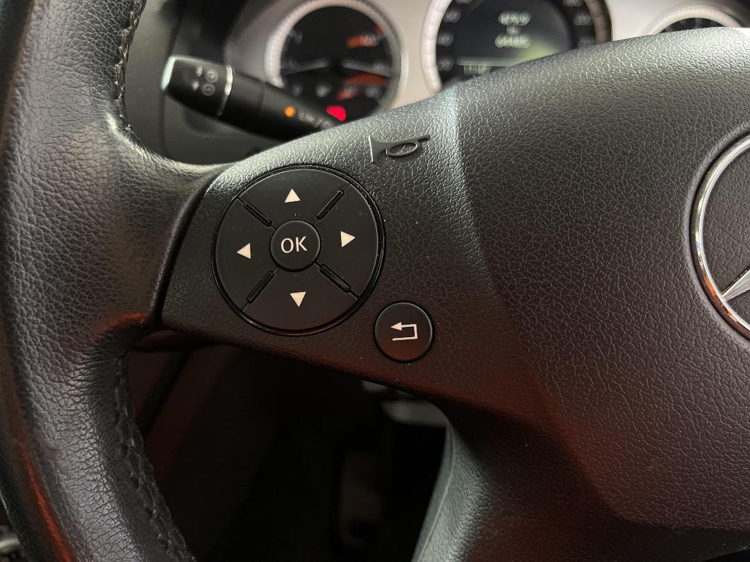 Photo '24' of Mercedes-Benz C250