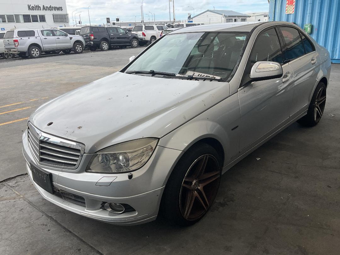 Photo '3' of Mercedes-Benz C250