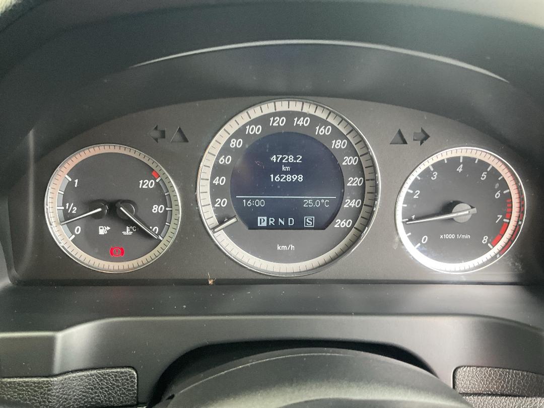 Photo '13' of Mercedes-Benz C250