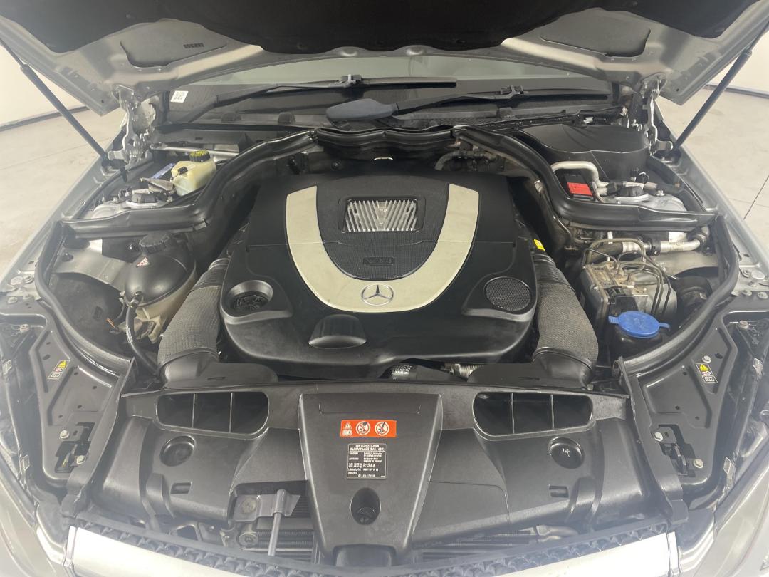 Photo '13' of Mercedes-Benz E-Class