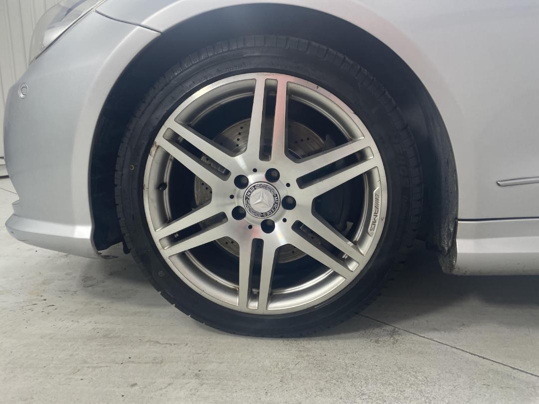 Photo '10' of Mercedes-Benz E-Class