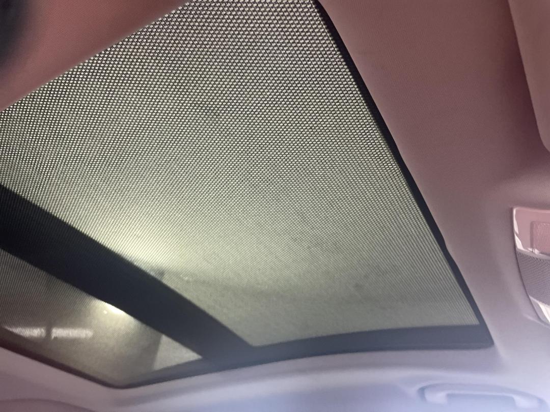 Photo '22' of Mercedes-Benz E-Class